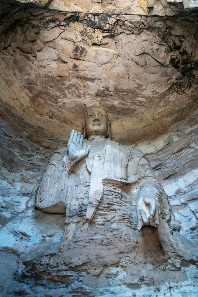 出京一直向西走，去大同訪古納涼之六：雲岡石窟。