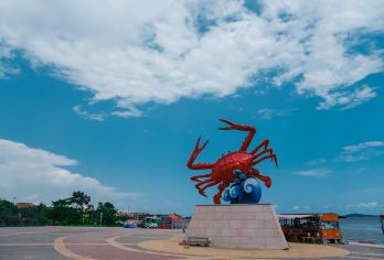 青岛崂山+赶海亲子一日游【可选6人精致团/赠伴手礼一份】【[纯玩100%，全程0购物]，杜绝隐形购物场所，深度游览崂山，老少皆宜，亲子度假，家庭出行。】