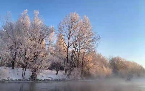 长白山水色漂流