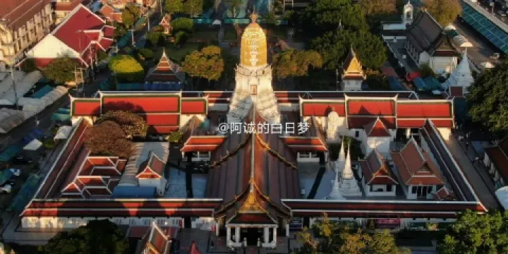 西雷達納瑪哈泰寺（大廟）