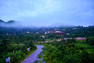 冬日黎乡，有着春的温暖