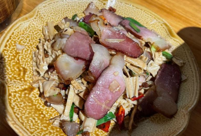 荔波优食尚客栈餐厅图片