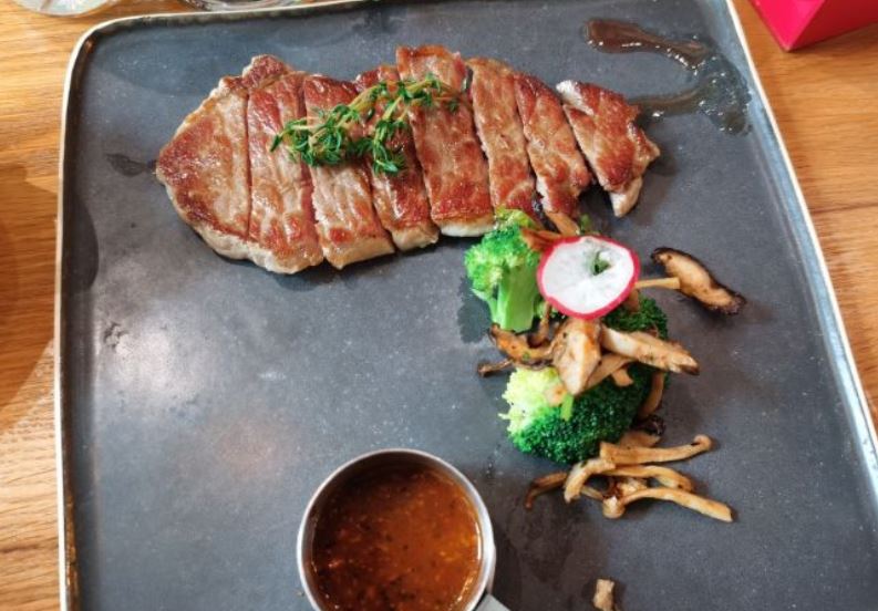 Time&Friends花间客(未来·漫城写字楼店)