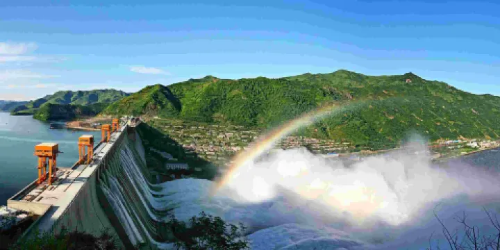 雲峯湖旅遊景區