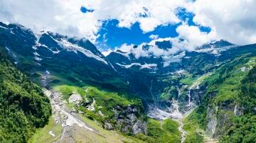 Yubeng Scenic Area - Sacred Waterfall