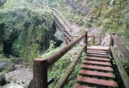 百丈长桥景点图片