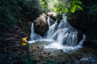 观郴州莽山-猴王寨瀑布