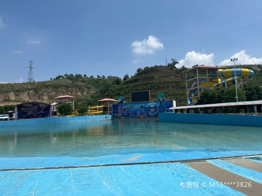 宏源水世界