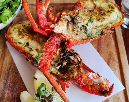 Captains Restaurant餐厅图片