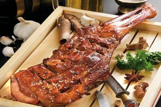 乌兰布统迎金楼宾馆·中餐厅