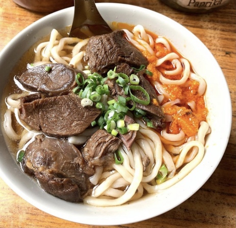 采宏牛肉面