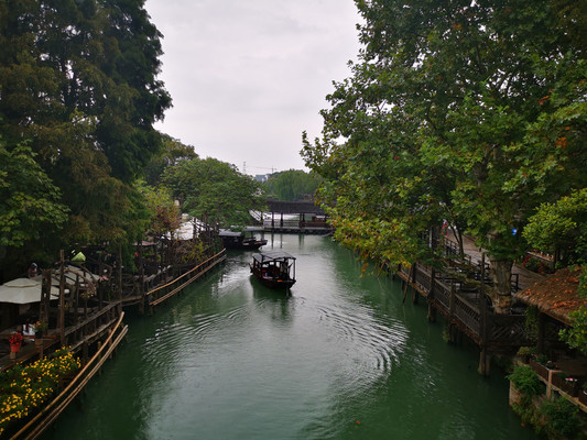 回忆录——沪苏杭三地:都市旅途,轻奢繁华建筑,探访烟雨古镇(欣赏现代中国)