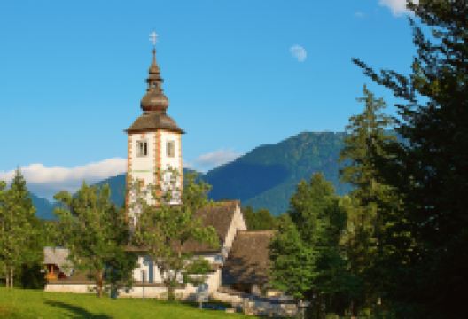 Church of St John the Baptist景点图片