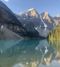 落基山脉地区游记图文-Banff Day 1 | 必有排名第一 梦莲湖 Moraine Lake