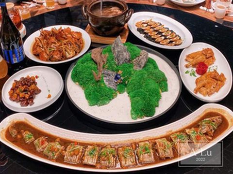 沙坡尾，这家餐厅菜好景美，搞不好还会偶遇明星