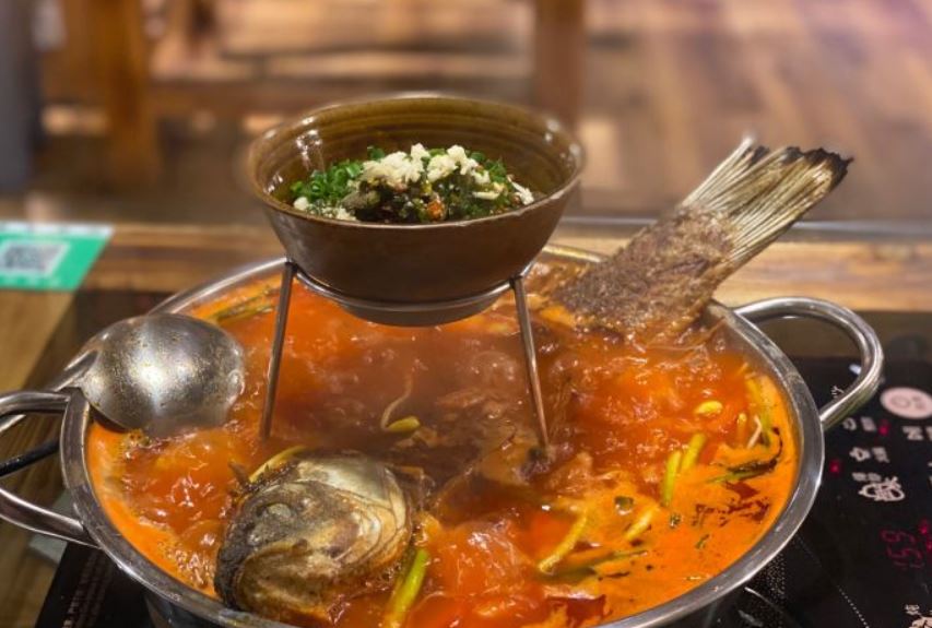 禾锄归·聊·食堂