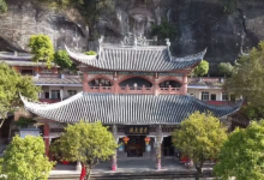 乳泉山景点图片