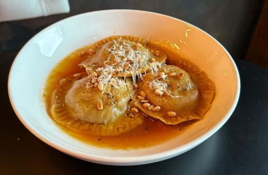 Bloodwood Restaurant & Bar餐厅图片