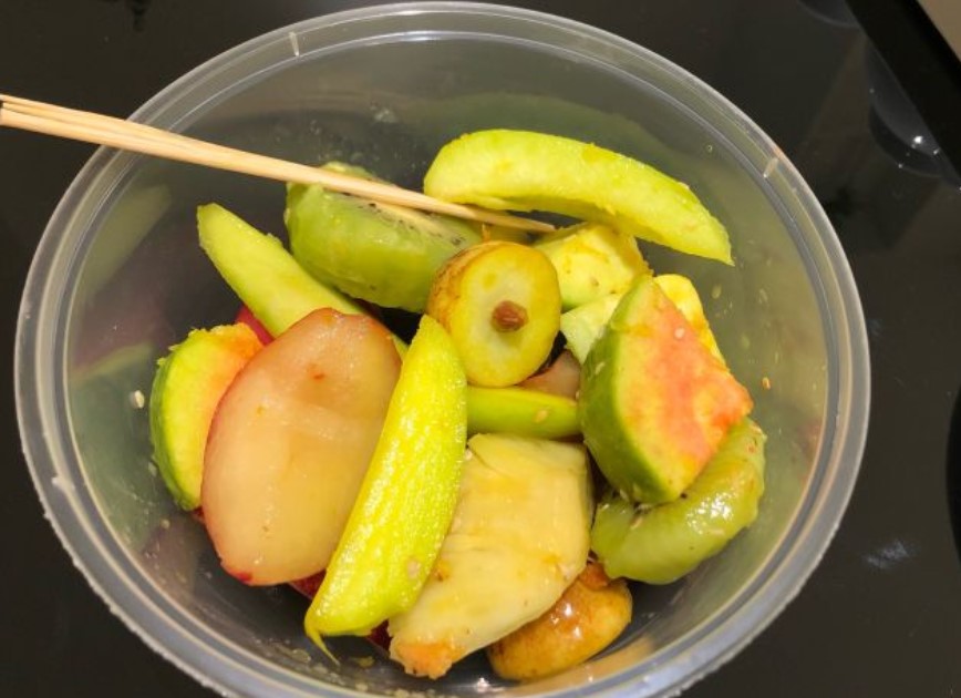 老炳·七丛松甘草水果