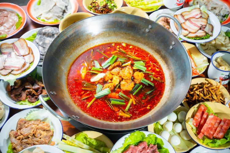 Guizhou-Style Sour Beef Hotpot