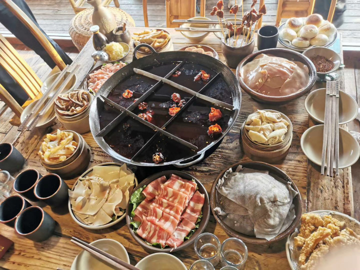 江浦东烧烤城(同心路店)餐厅图片