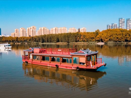 东湖游船