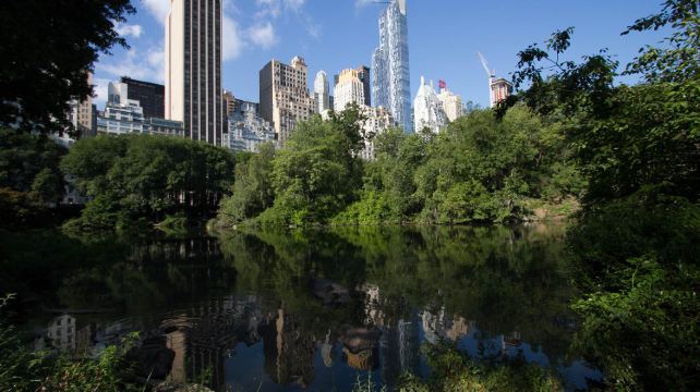 5-Day USA East Coast Budget Tour from New York·Explore Philly, D.C., Corning & Niagara Falls