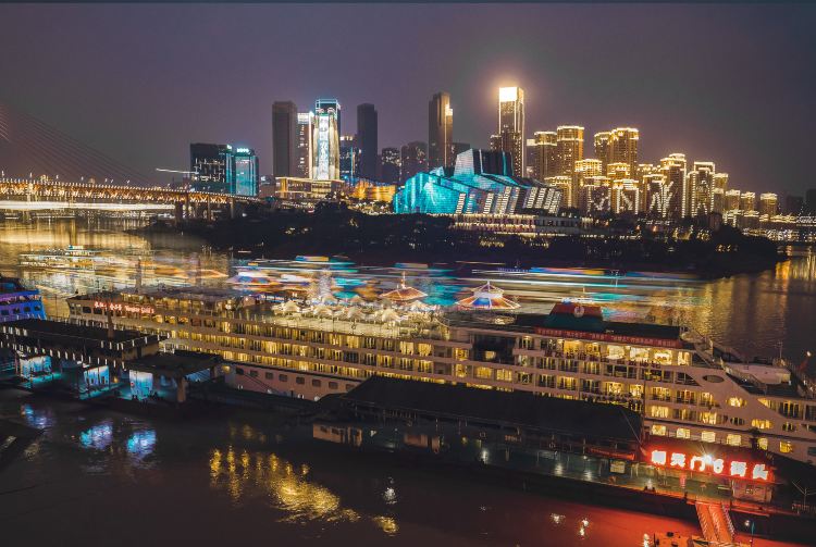 朝天门号两江夜景游轮