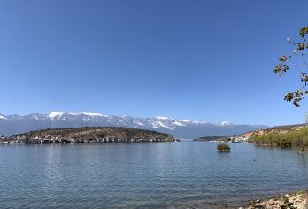 大理白族自治州+喜洲+洱海生态廊道+理想邦一日【8人团】【下关城区，大理古城区范围内早上到酒店接，散团时统一在大理古城南门散团】