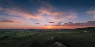 暑假去哪玩？乌兰布统汗苏鲁大草原安排上