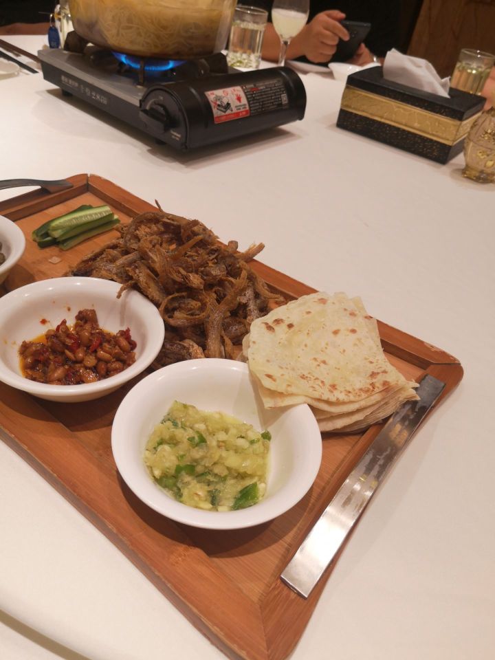 老现城时尚餐厅(凤阳商贸城广场店)