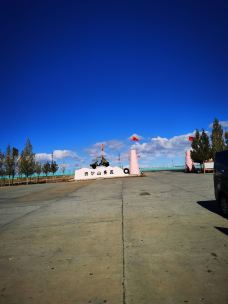 白沙山沙漠景区-布尔津