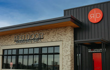 Red Door Woodfired Grill餐厅图片
