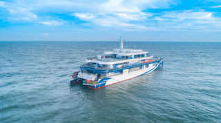 深圳大湾区一号游轮,海上游览港珠澳大桥