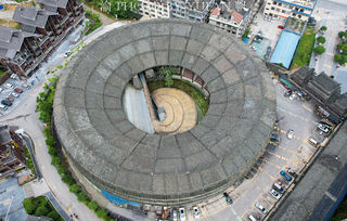 侗乡大戏《坐妹》：我只是想去看一场演出，没想到全程被撒狗粮