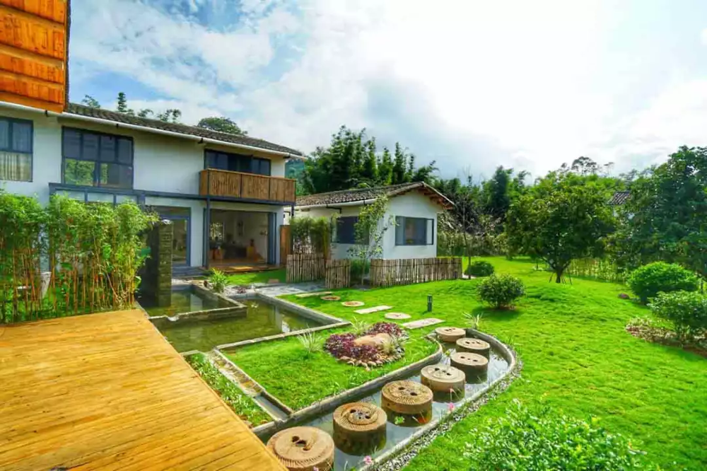 惠州龙门深山里网红民宿,每一个角度都是网红摆拍背景丨爱树山居