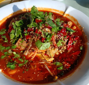 思念果岭湖畔花房餐厅