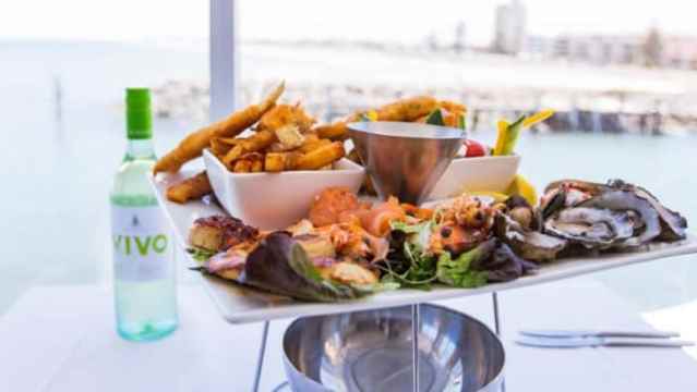 Sammys On The Marina餐厅图片