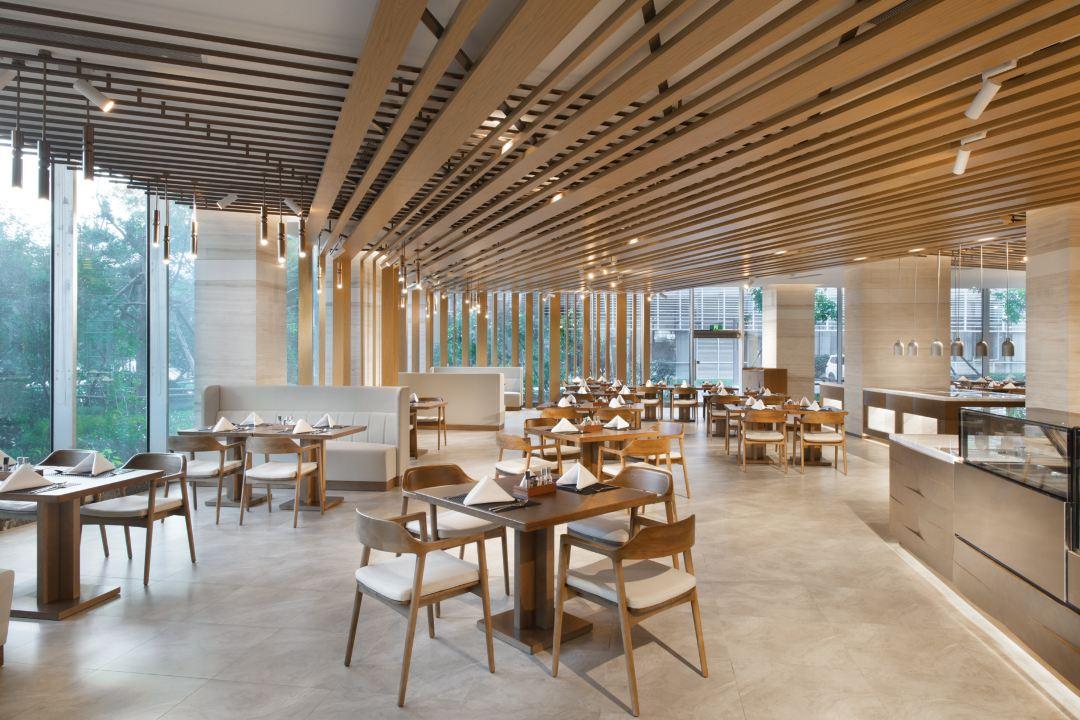 青岛国际机场君廷酒店·塞纳宫西餐厅