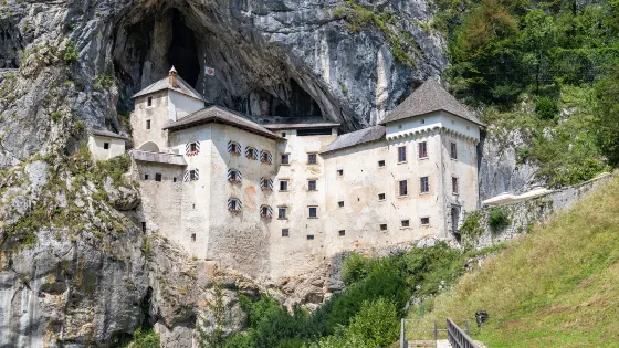 洞窟城堡
