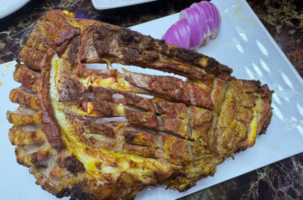 小白餐饮香来手抓羊肉美食烧烤城餐厅图片