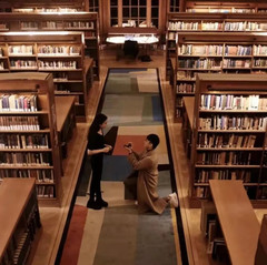 牛津游记图片] 牛津学霸情侣在图书馆约定终身！甜哭全网的恋爱…