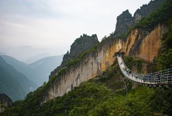 816工程+武陵山大裂谷+乌江画廊一日游【2-8人拼团】【[突出重点]：司机兼向导介绍讲解唠嗑，老司机保驾护航，车辆安全正规，旅行路上不会踩坑，让您避雷。】