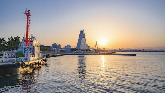 青森港