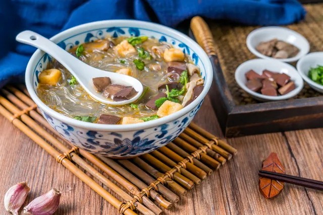 鴨血粉絲湯