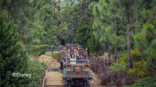 灰熊山極速礦車