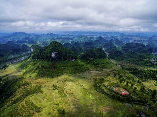 万山朝王