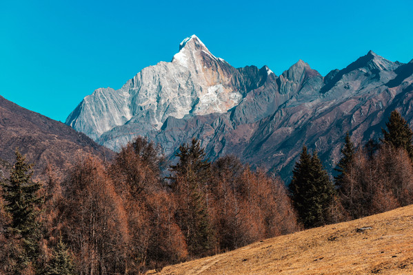 浪漫冰雪季,跨年四姑娘山,走进东方的阿尔卑斯