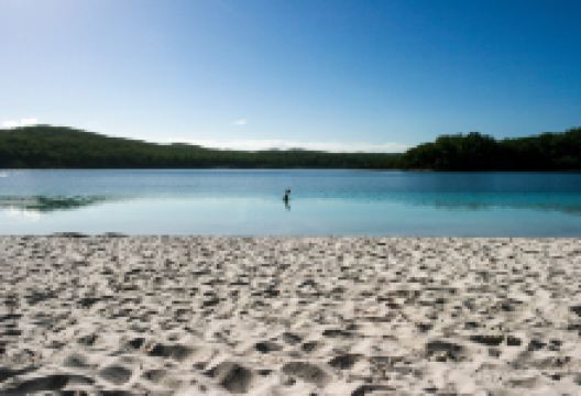 麦肯基湖景点图片