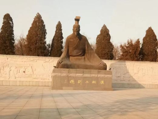 汉墓群